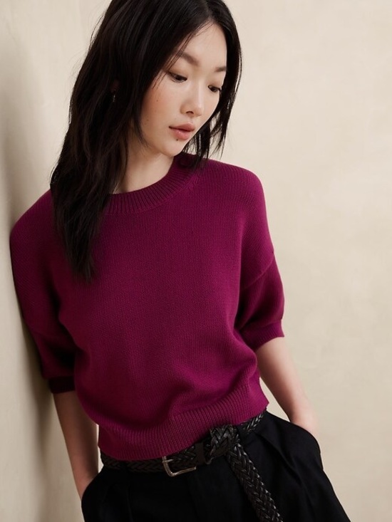 Banana Republic Sweaters - Banana Republic Short-Sleeve Crewneck Sweater in Deep Berry